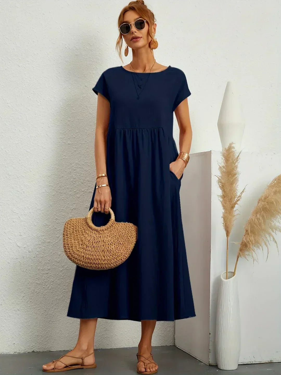 Women’s Elegant Flowy Midi Dress