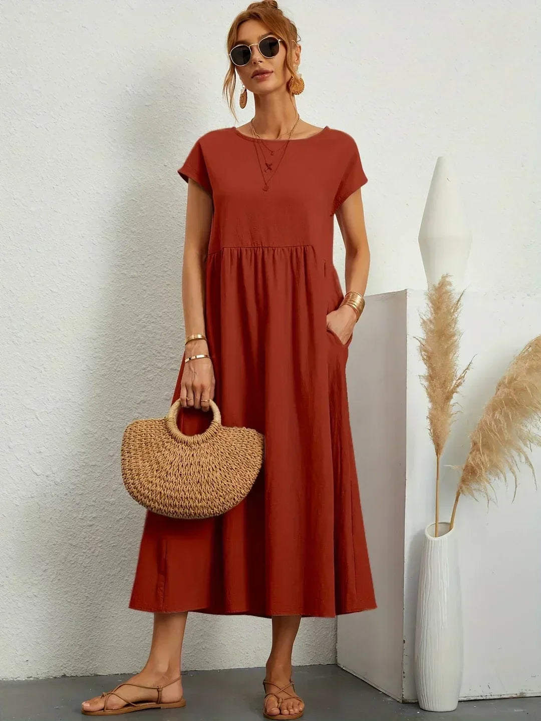 Women’s Elegant Flowy Midi Dress