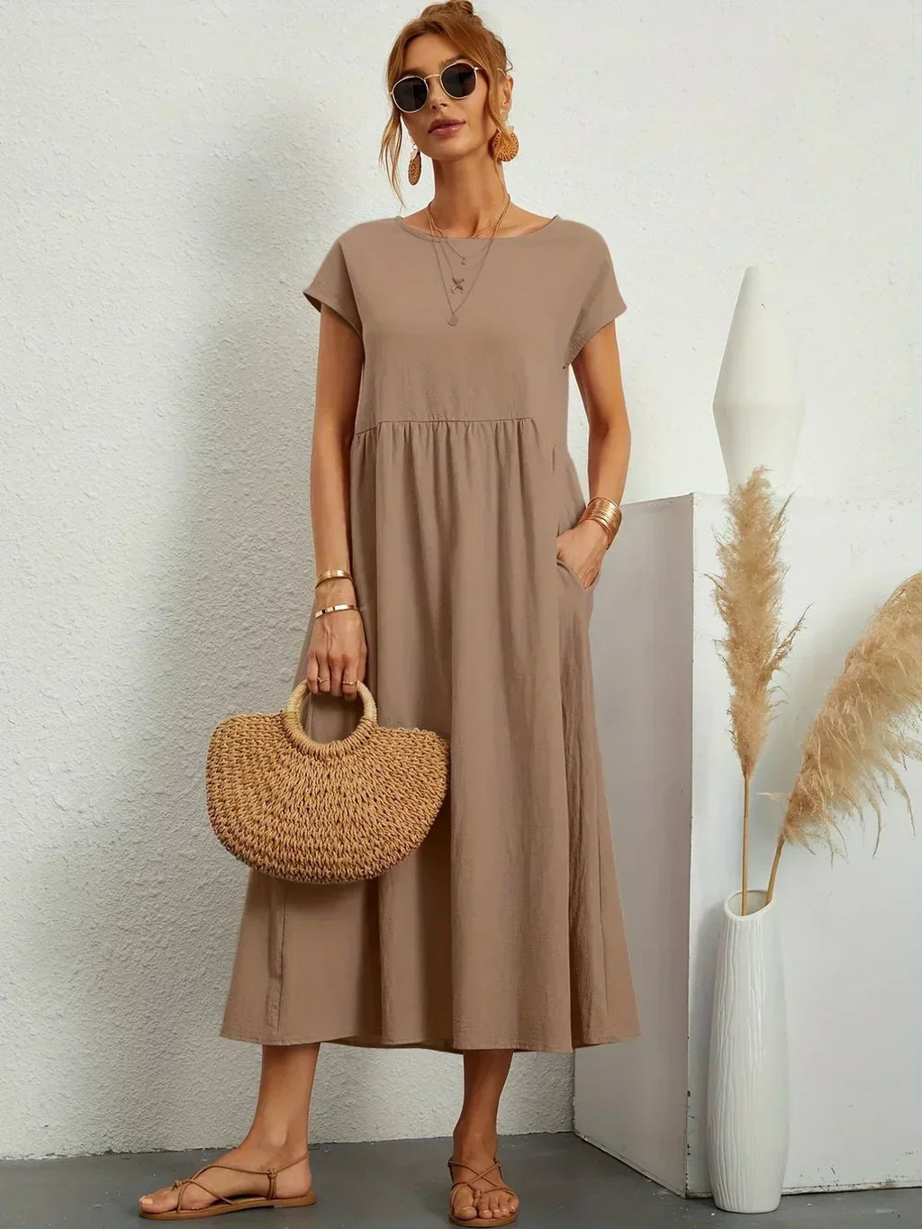 Women’s Elegant Flowy Midi Dress