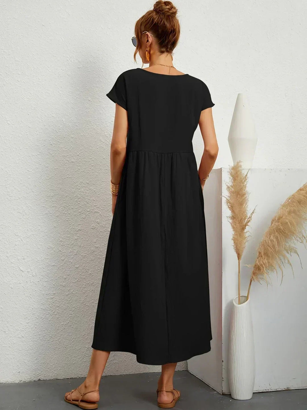 Women’s Elegant Flowy Midi Dress